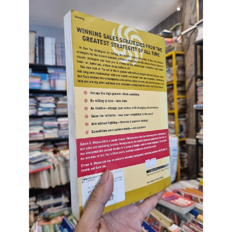 SUN TZU STRATEGIES FOR SELLING : How To Use The Art Of War To Build Lifelong Customer Relationships - G.A. Michaelson & Steven W. Michaelson 198103