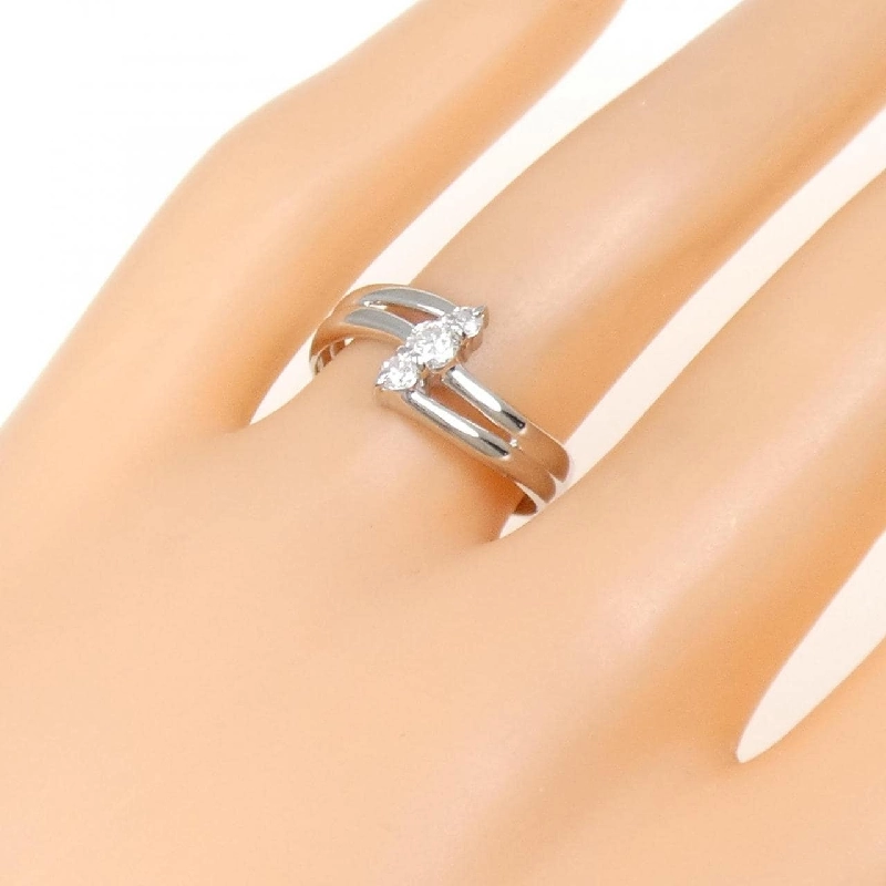 Nhẫn kim cương PT900 0.20CT 672166