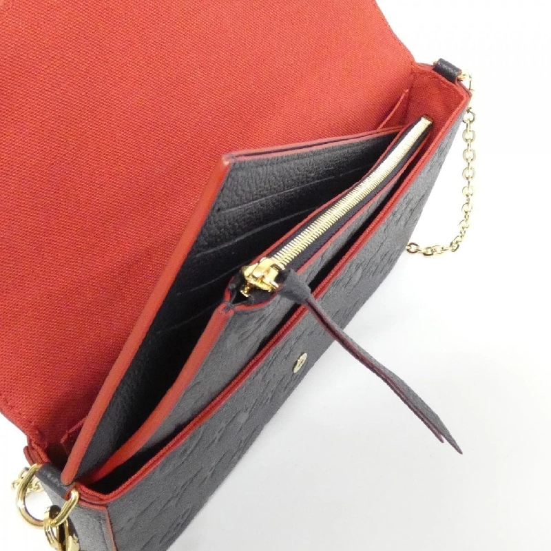 Túi xách vai Louis Vuitton Monogram Empreinte Pochette Felicie M64099 610209