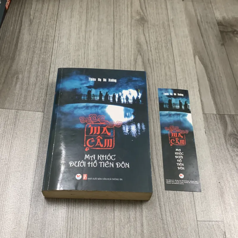 Sách ma khóc dưới hồ tiên đôn. 4a4 1009184