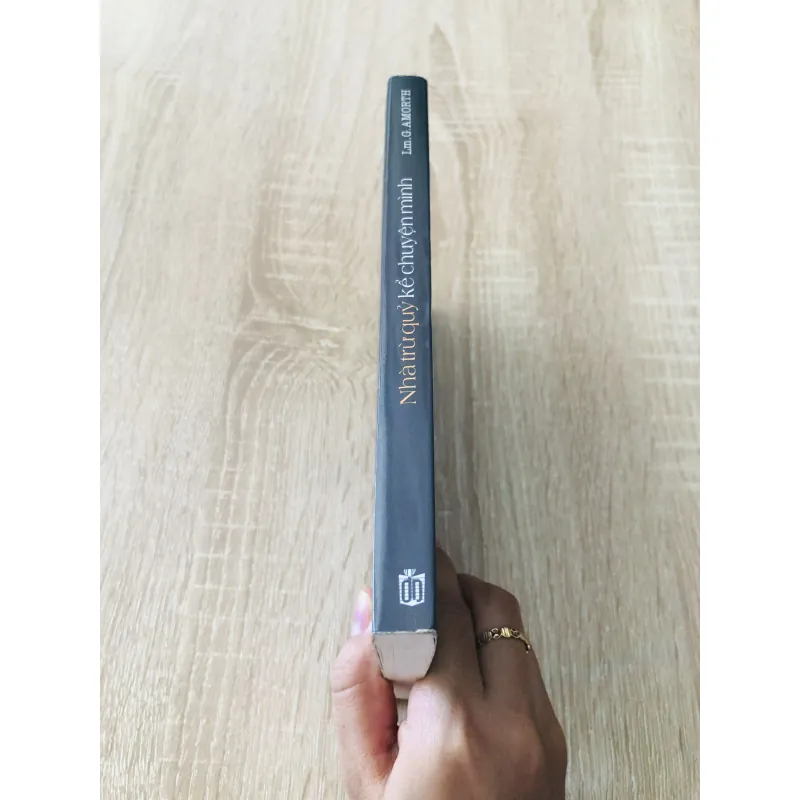 NHÀ TRỪ QUỶ KỂ CHUYỆN MÌNH 992420