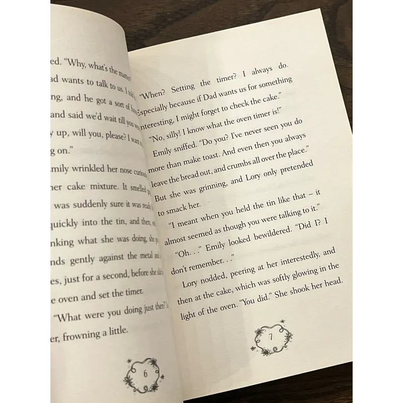 Emily Feather and the Starlit Staircase 972817