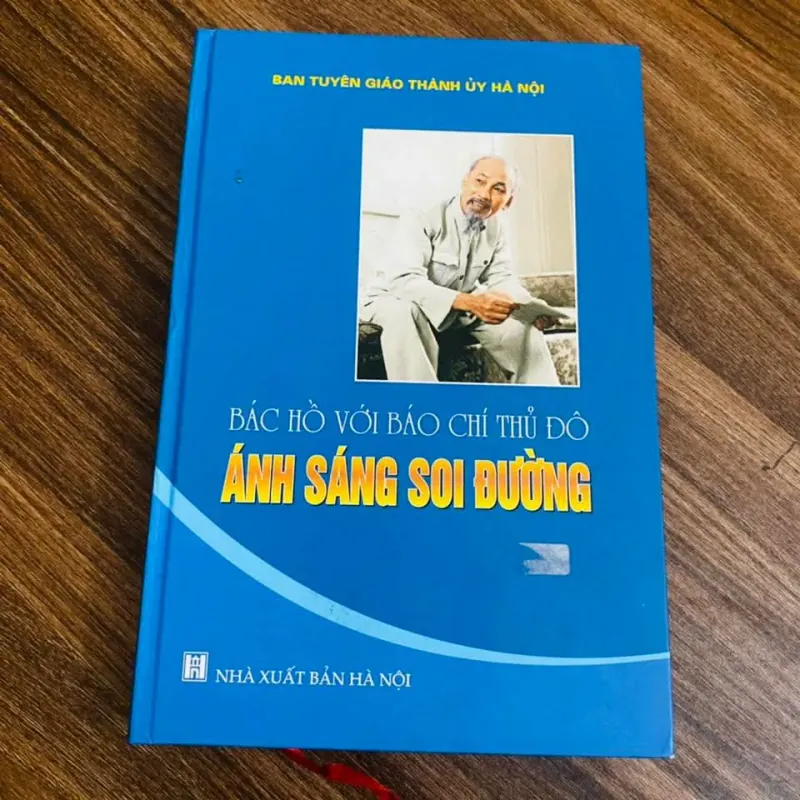 Bác Hồ với báo chí Thủ đô - Ánh sáng soi đường#HATRA 1022402