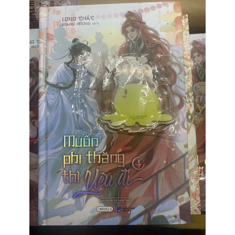 Muốn phi thăng thì yêu đi tập 4 bản đặc biệt bìa cứng  748334