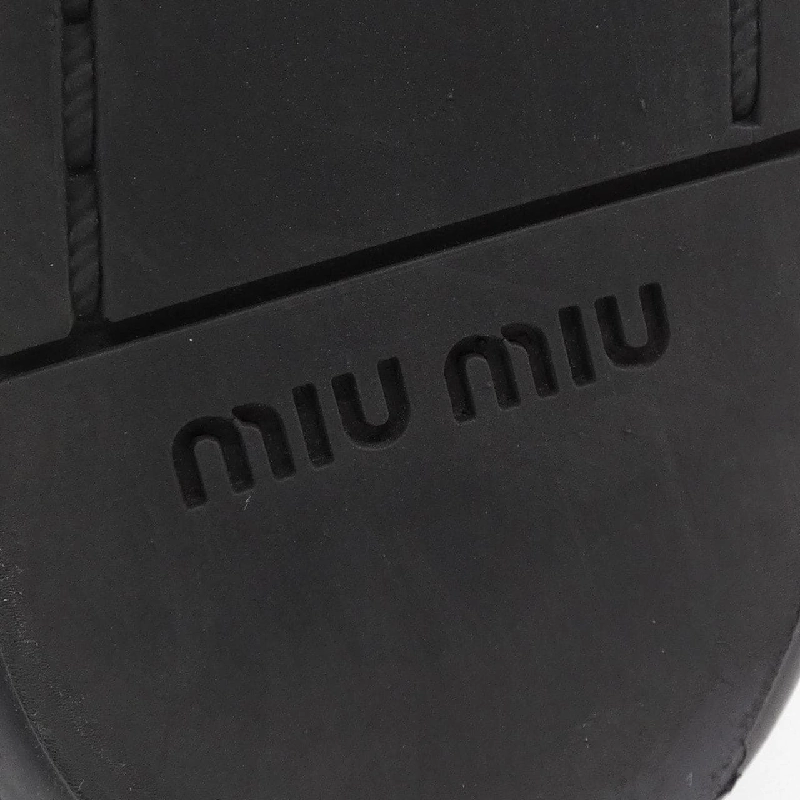 Giày bốt dài MIU MIU 663214