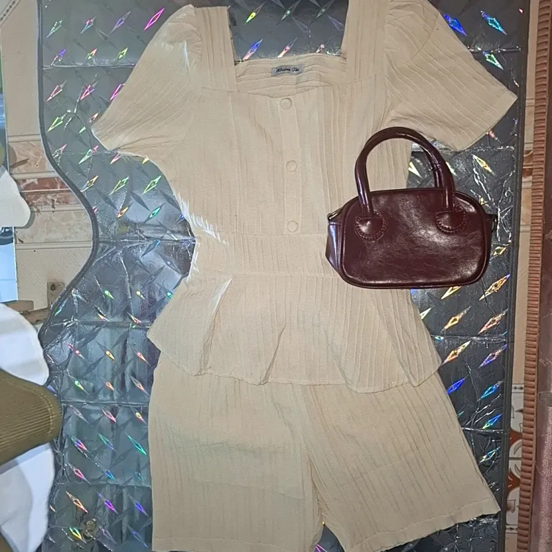 Dọn tủ dọn nhà ai cần thì nhắn tin cho mình nhe 907861