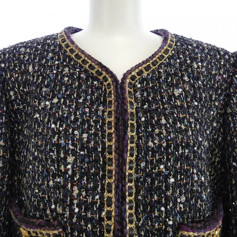 Jacket không cổ CHANEL METIERS D'ART LOOK14 P71092V62285 630364