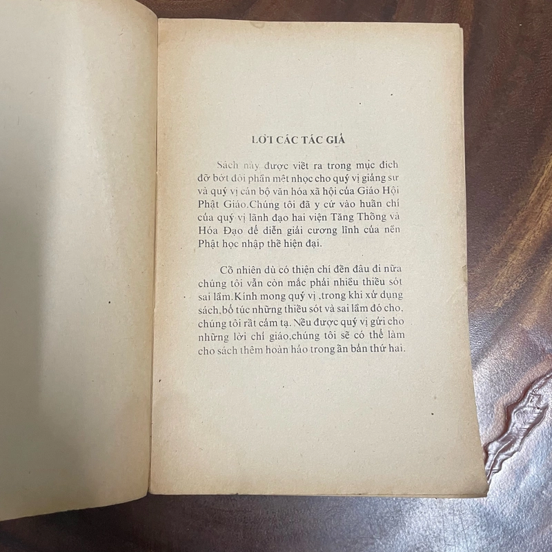 II Tựa sách: Đạo Phật Áp Dụng Vào Đời Sống Hàng Ngày - Thích Huyền Quang & Thích Nhất Hạnh 446205