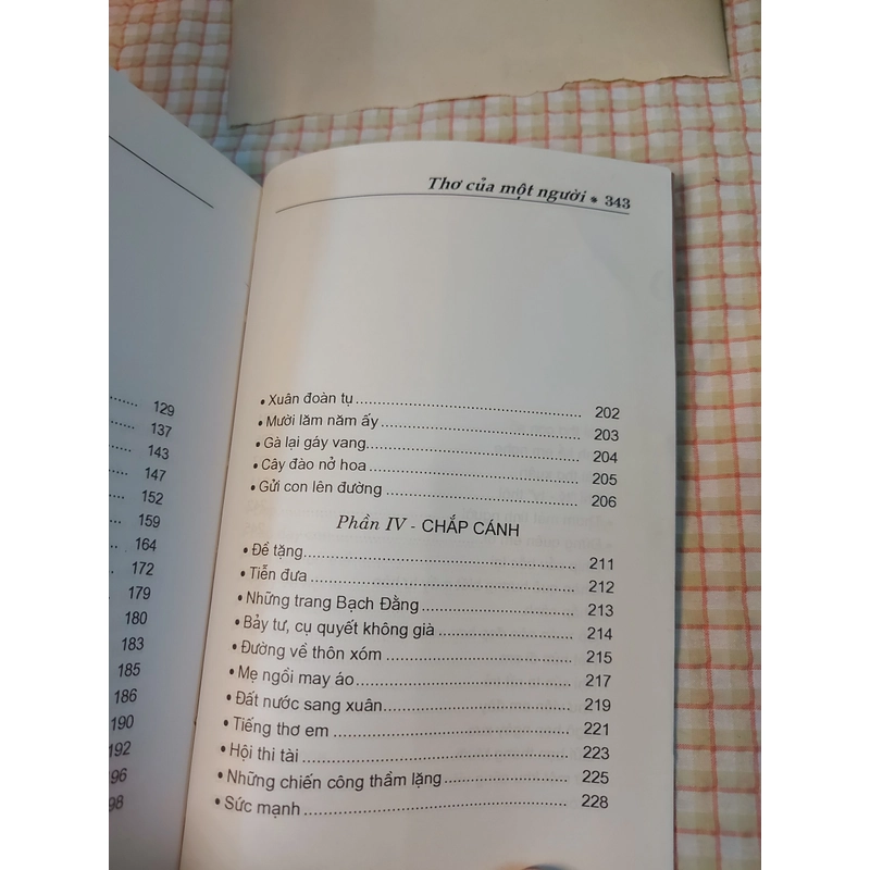 THƠ CỦA MỘT NGƯỜI - BĂNG HỒ 466185
