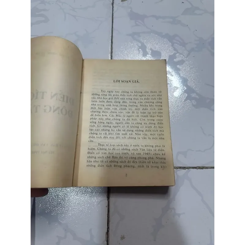 Điển tích đông tây 719891