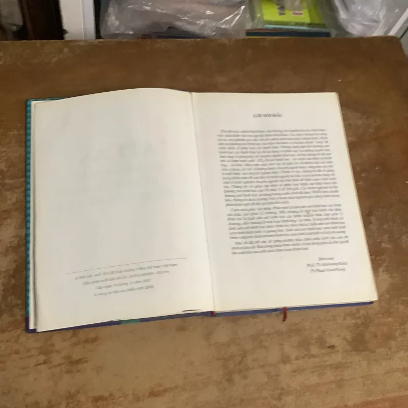 ATLAS MÔ BỆNH HỌC CÁC BỆNH CẦU THẬN & BỆNH ỐNG - KẼ THẬN 935201