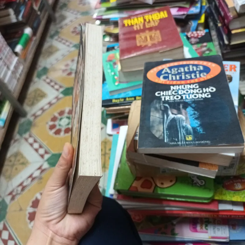 Giờ G - Agatha Christie 693039