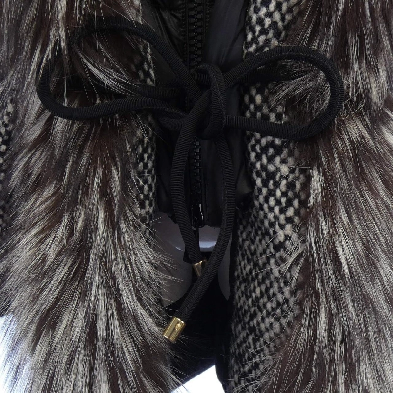 【Khuyến mãi】Áo khoác MONCLER 634911