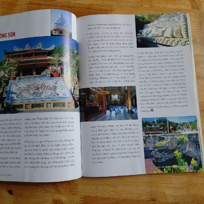 Sách " Việt Nam - Những hành trình yêu thương" 14856