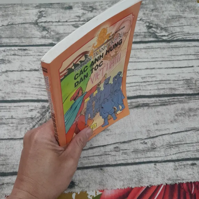 Truyện tranh lịch sử Các anh hùng dân tộc Việt Nam. Nguyễn Hạnh 601467