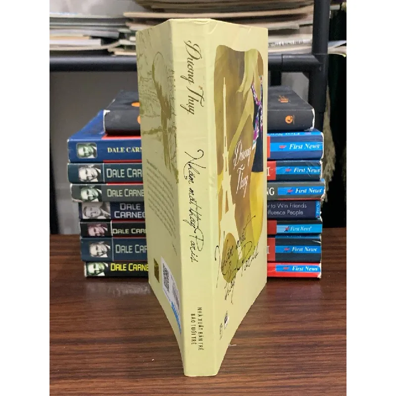 Nhắm thấy Paris- Dương Thuỵ 675404