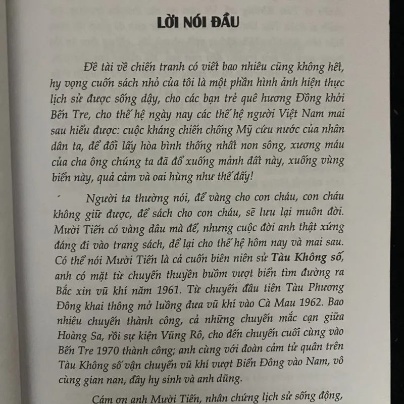 Ký ức tàu không số -Mã Thiện Đồng , chữ ký tác giả  1023835