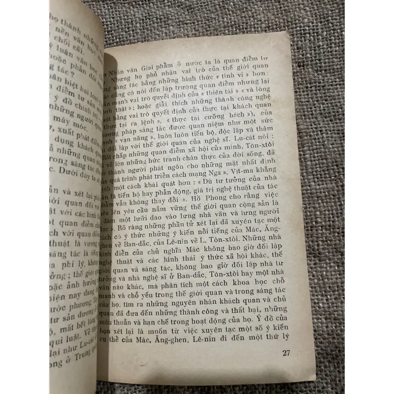 Nguyên lý văn học  977150