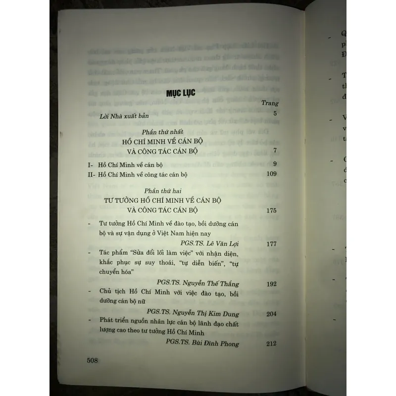 Tư tưởng Hồ Chí Minh về cán bộ và công tác cán bộ  695653