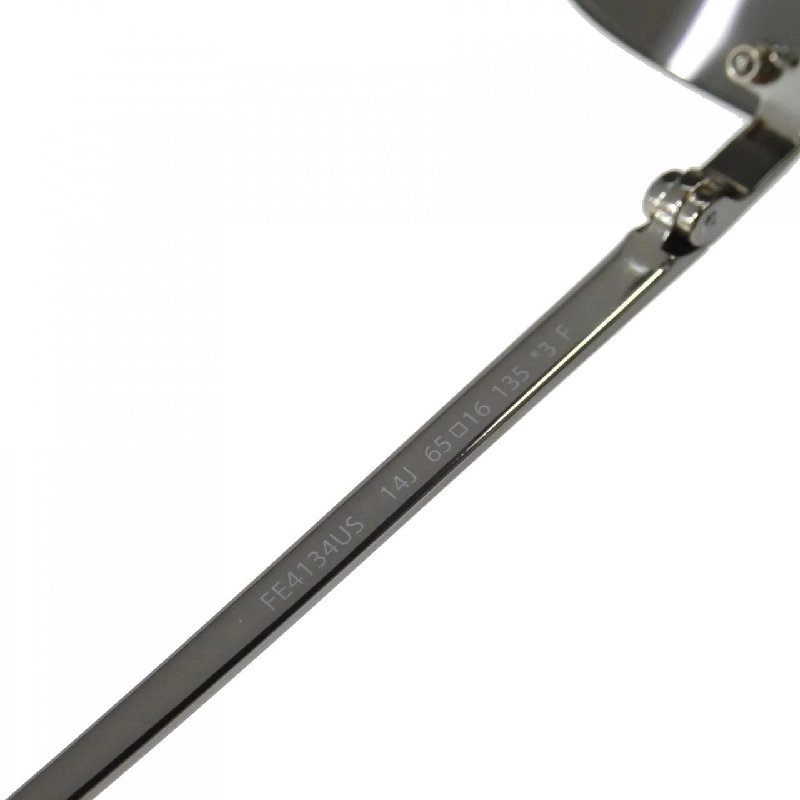 【Sản phẩm mới】Kính mát Fendi FE4134US 625195