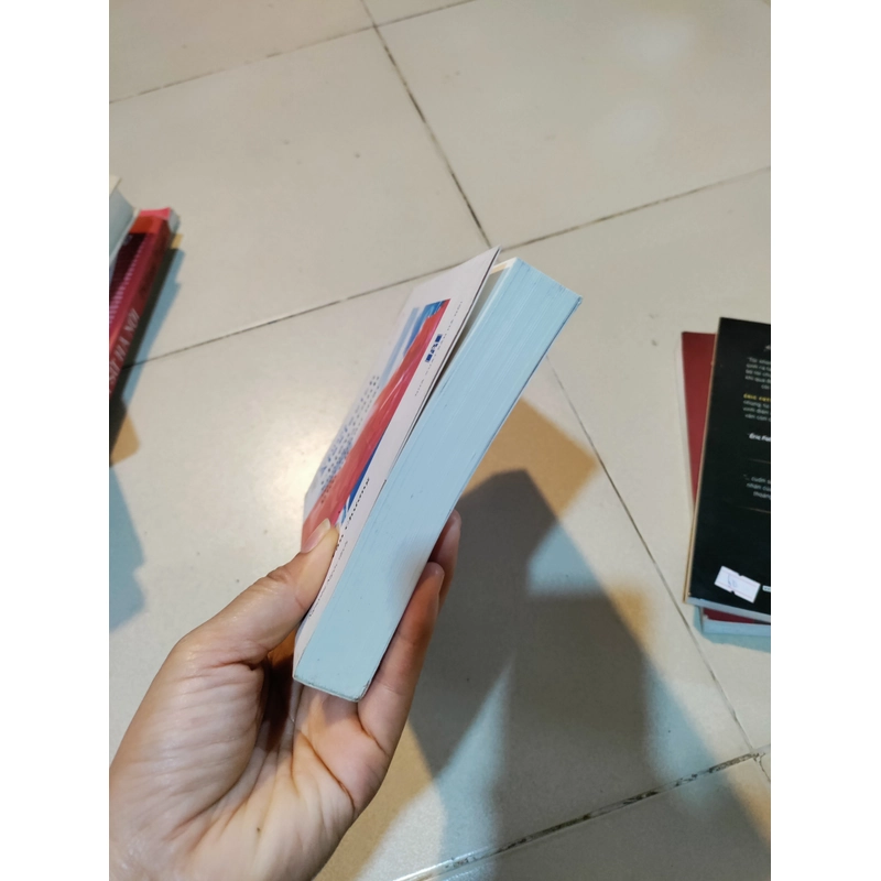 Chiến tranh không có khuôn mặt phụ nữ 458850