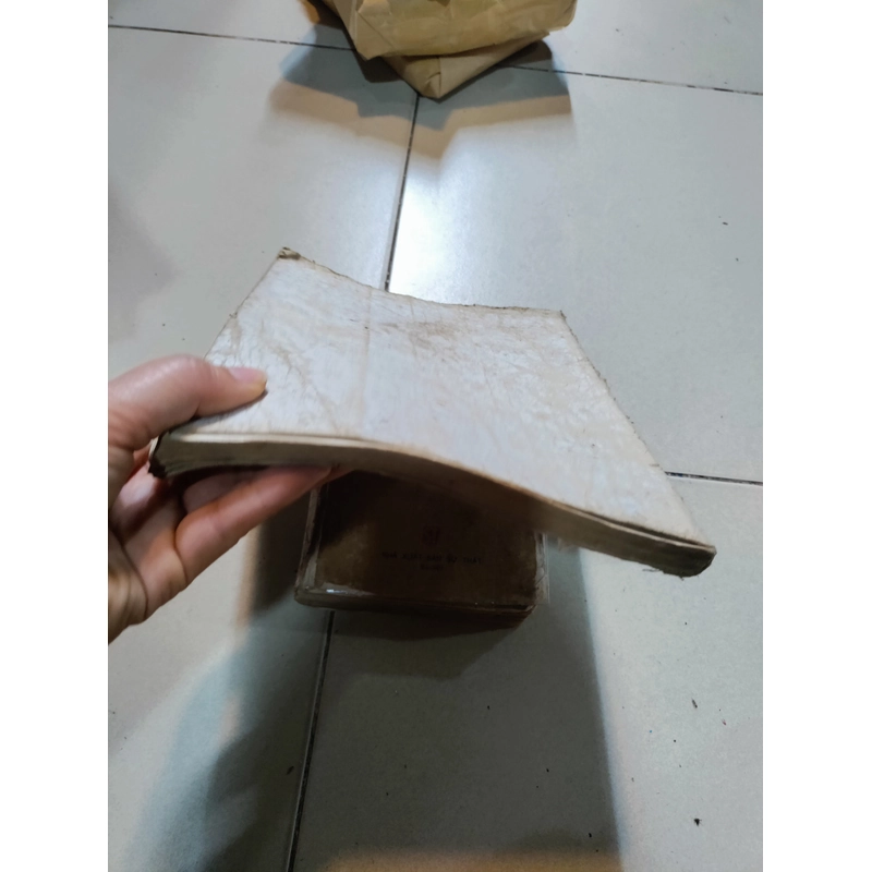 Truyện Kiều bìa giấy dó 462945