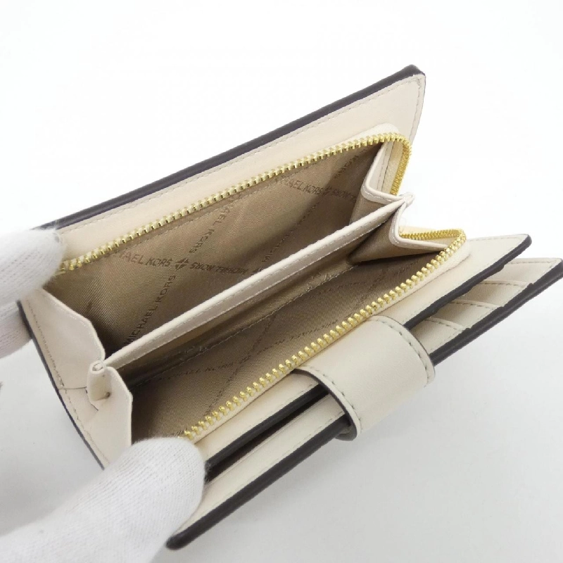 【Sản phẩm mới】Michael Michael Kors JET SET TRAVEL 35S4GTVF8I Ví 622748