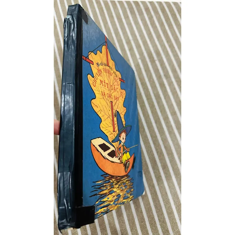 CHUYỆN PHIÊU LƯU CỦA MÍT ĐẶC VÀ CÁC BẠN Xb năm 1986  599389