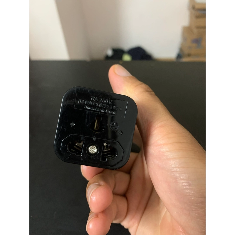 Bộ chuyển đổi 9 loại ổ cắm Kashimura 6A 250v 548137