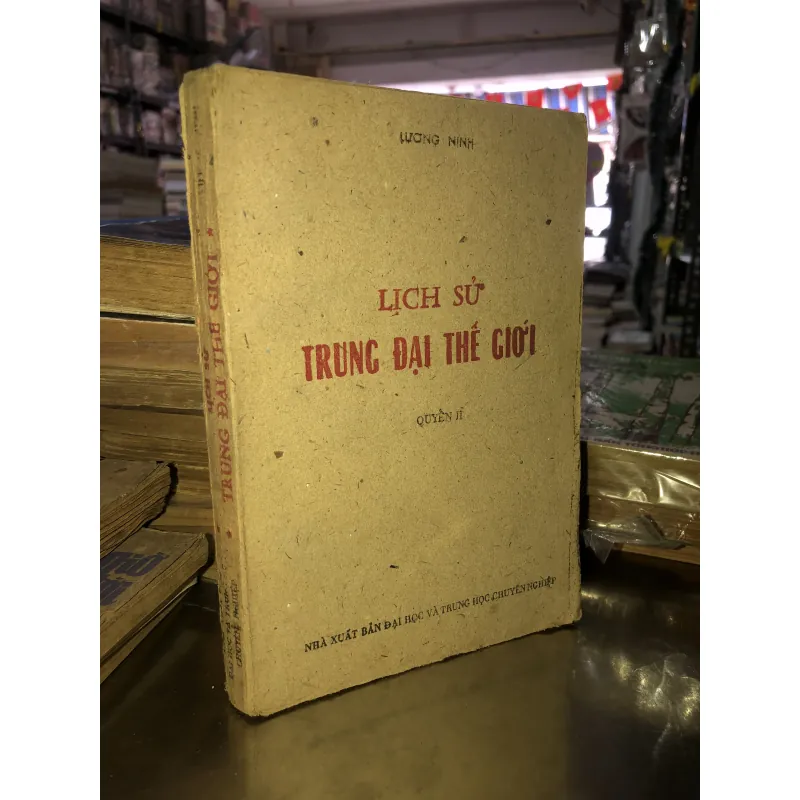 Lịch sử trung đại thế giới - quyển 2- Lương Ninh 1035829