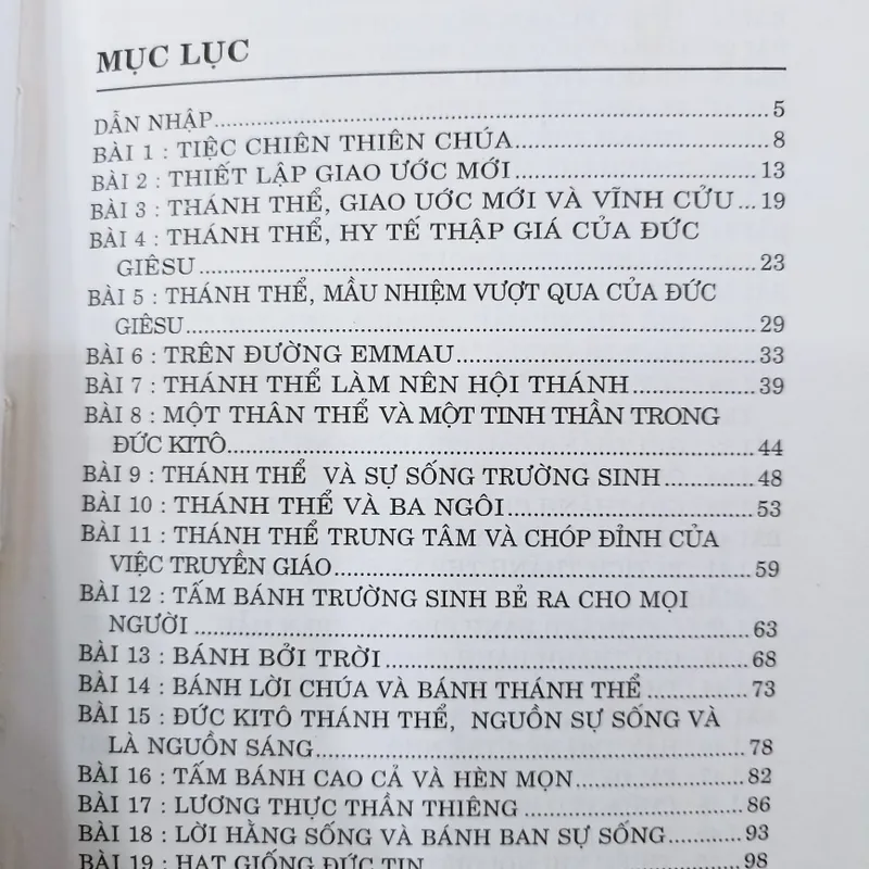 Thờ lạy Chúa -  gồm 50 bài Suy niệm trong giờ chầu Thánh Thể 🌻 571262