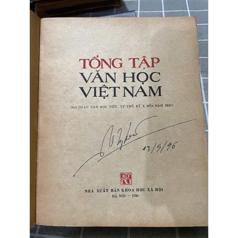 Văn học viết từ thế kỷ 10 đến 1945, in nguyên văn Hán văn và dịch nghĩa ; 1980 552770