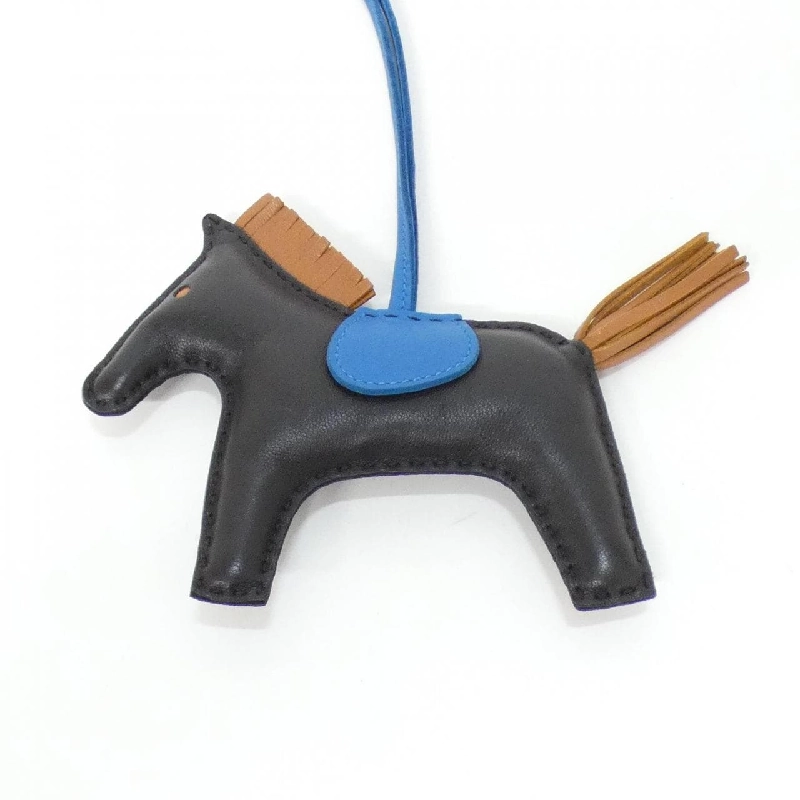 Túi charm Rodeo MM 064930CA của Hermès 624832