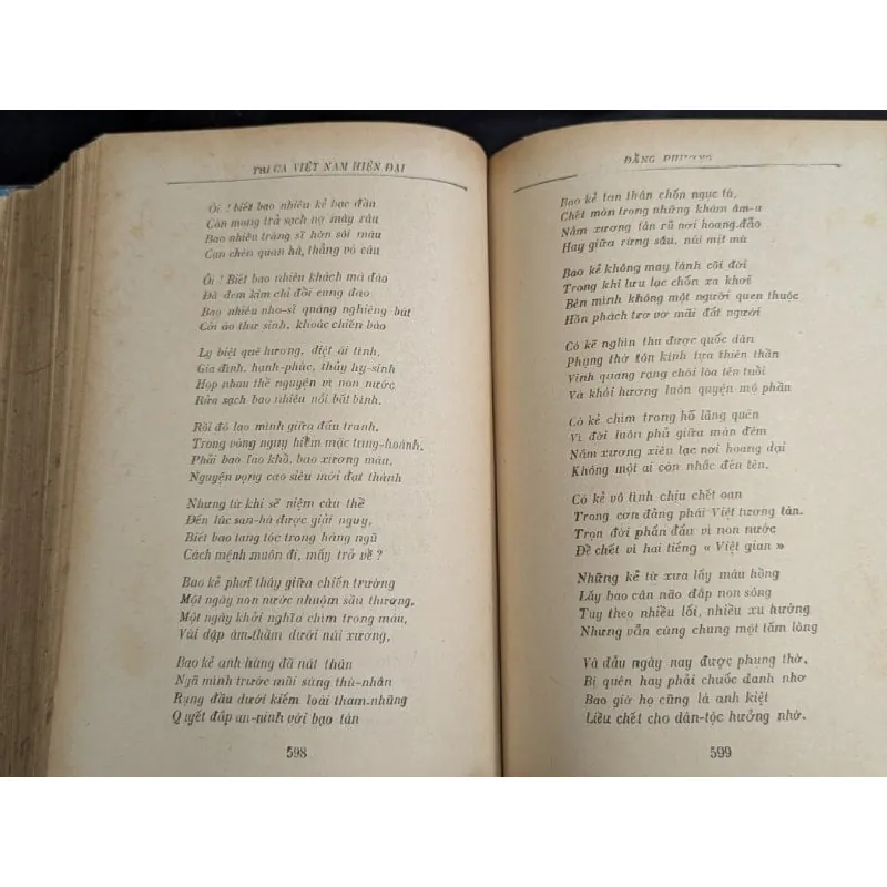 Thi ca việt nam hiện đại - Trần Tuấn kiệt 727107