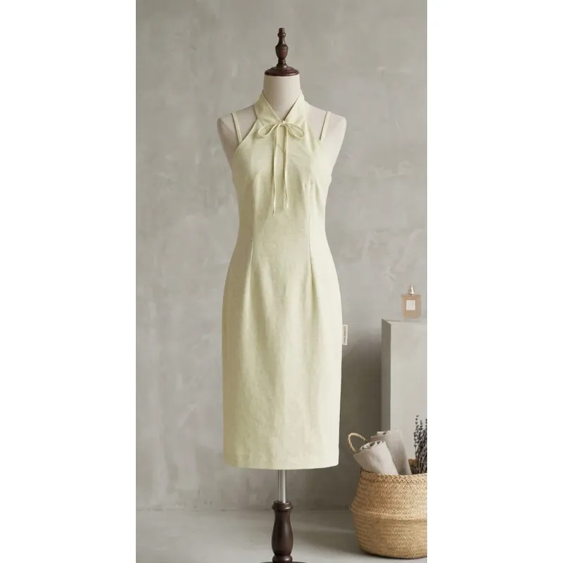 Váy Yếm Cổ Nơ Thanh Lịch - Sắc Xanh Cốm Nhẹ Nhàng 1010862