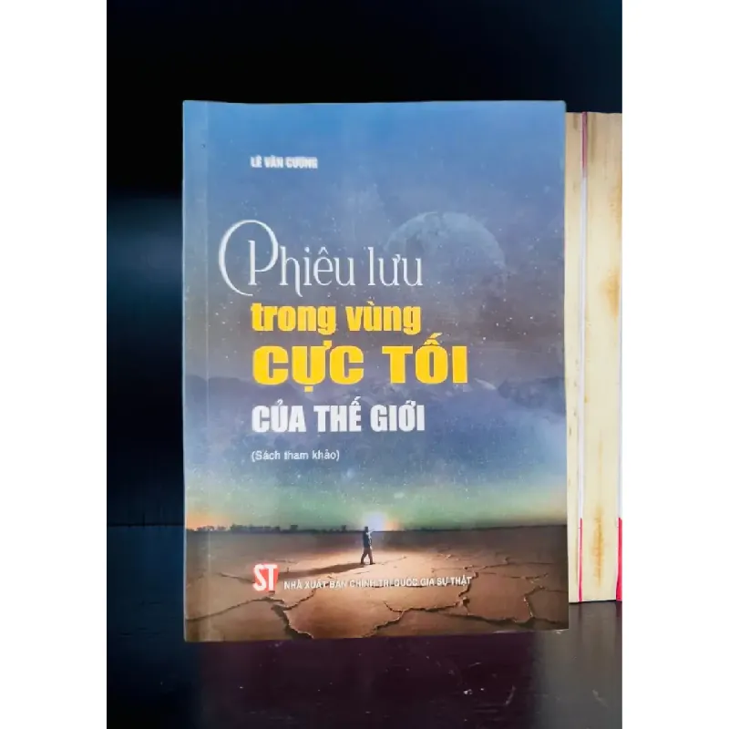 Phiêu lưu trong vùng Cực Tối của thế giới 555454