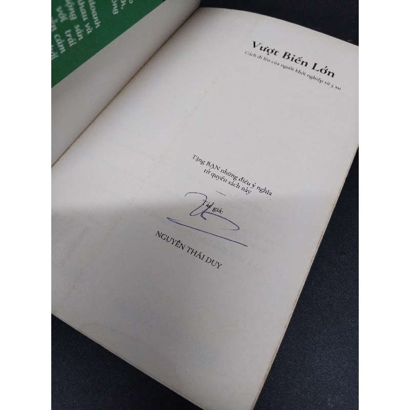 Vượt biển lớp mới 80% ố vàng có chữ ký tác giả 2017 HCM1008 Nguyễn Thái Duy KỸ NĂNG 916220