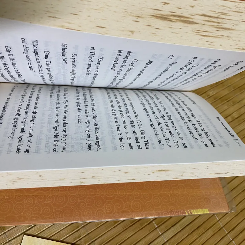 Ba con uyên ương một đôi lẻ 999212