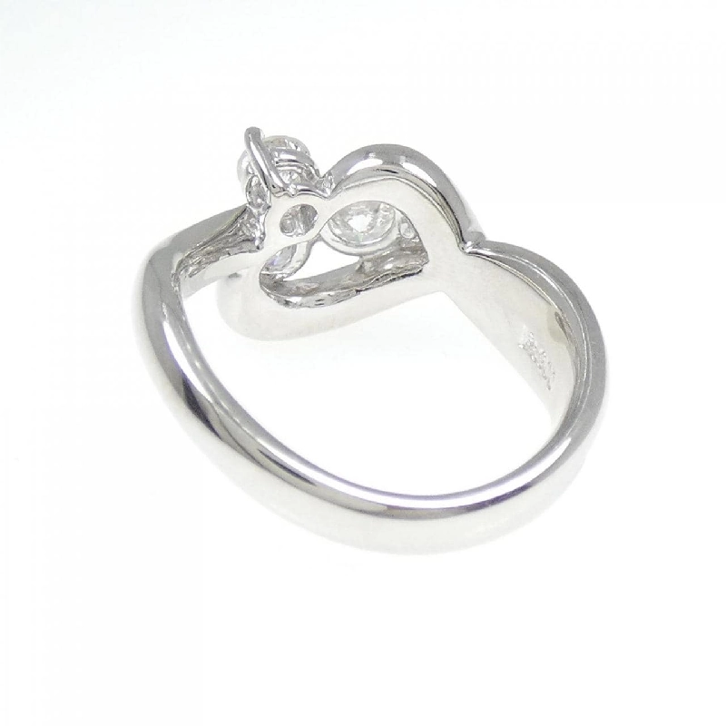 Nhẫn kim cương PT900 0.804CT 671820