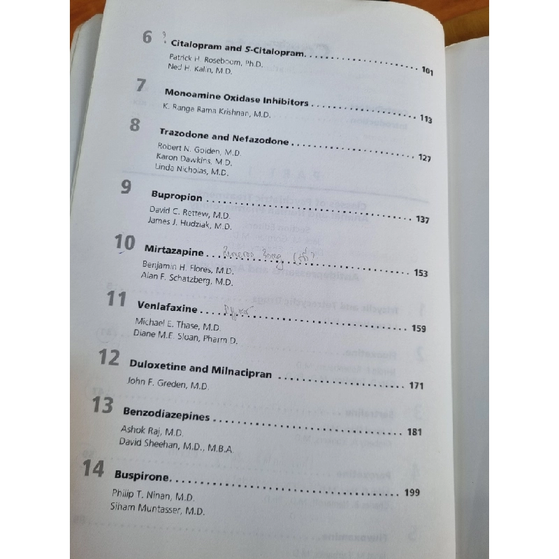 ESSENTIALS OF CLINICAL PSYCHOPHARMACOLOGY (2ND EDITION) - ALAN F. SCHATZBERG, M.D & CHARLES B. NEMEROFF, M.D, PH.D. 120302