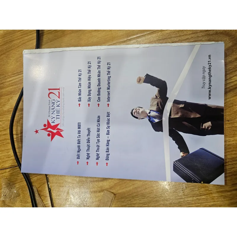 18 phút (mất bìa, đủ nội dung)
 722433