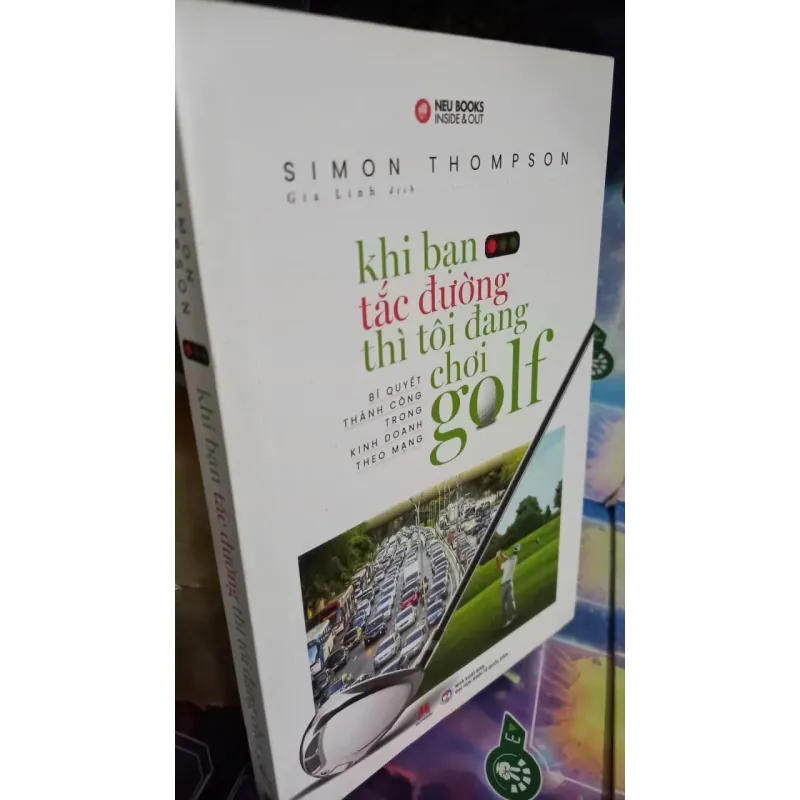 khi bạn tắc đường thì tôi đang chơi golf 1045613