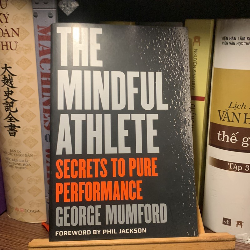 The Mindful Athlete: Secrets to Pure Performance 165509