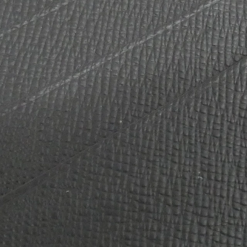 Ví đựng tiền và thẻ Louis Vuitton Taiga Lama M69533 620477