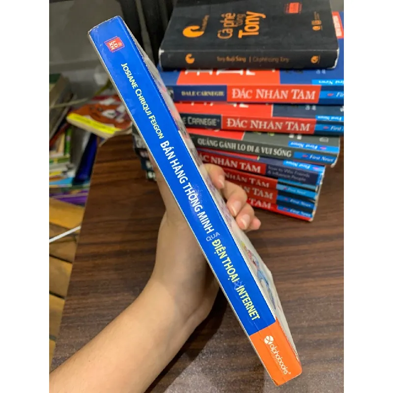 Bán hàng thông minh qua điện thoại& internet- Josiane Chriqui Feigon 695861