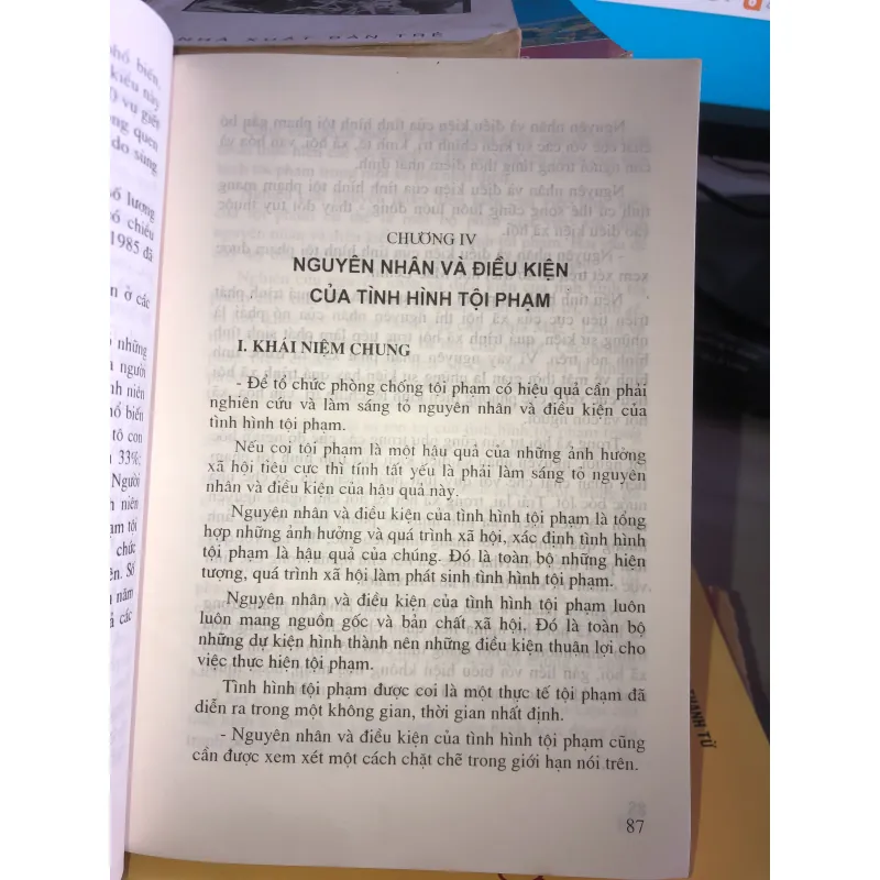 Giáo trình tội phạm học  1005727