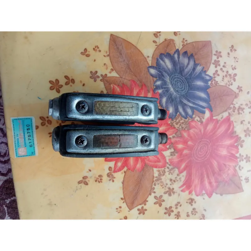 ĐÔI BÀN ĐẠP XE ĐẠP CỔ XƯA BẰNG NHÔM NGUYÊN KHỐI, SIÊU BỀN BỈ...  740435