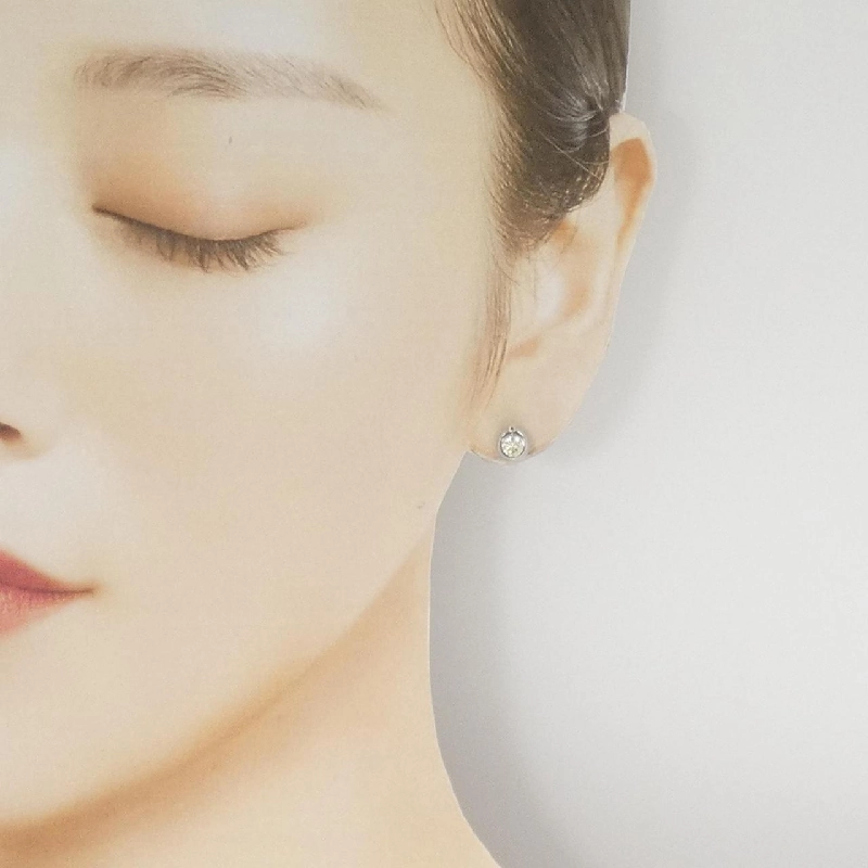 K18WG Bông tai kim cương 0.372CT - Hàng hiệu Chính hãng 863837