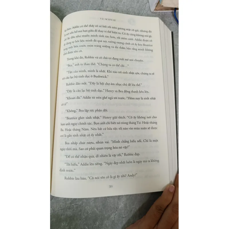 LỜI NGUYỀN CỦA MÀN ĐÊM - DỊCH: NGUYỄN HÀ AN 674373