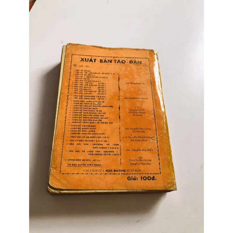 📘 CÂU HỎI VĂN CHƯƠNG & LUẬN PHỔ THÔNG VĂN  596945